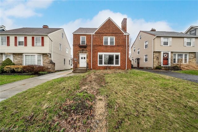 3601 Tullamore Road, University Heights, OH 44118