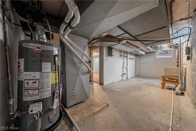 3601 Tullamore Road, University Heights, OH 44118