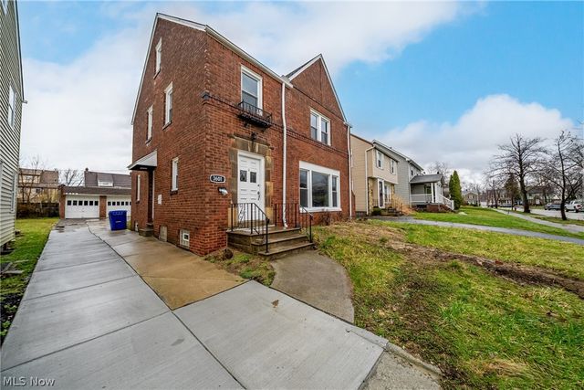 3601 Tullamore Road, University Heights, OH 44118