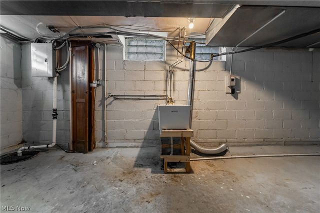 3601 Tullamore Road, University Heights, OH 44118