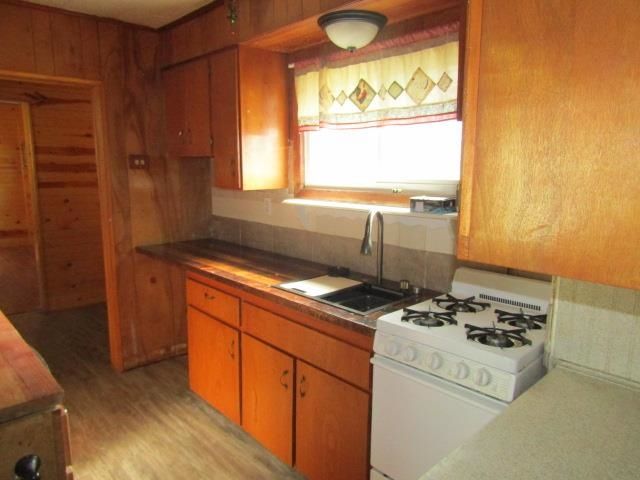 615 Glenwood Avenue, Owosso, MI 48867