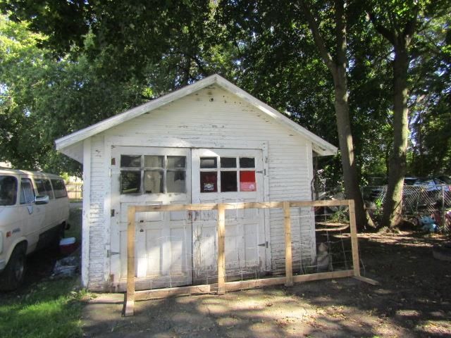 615 Glenwood Avenue, Owosso, MI 48867