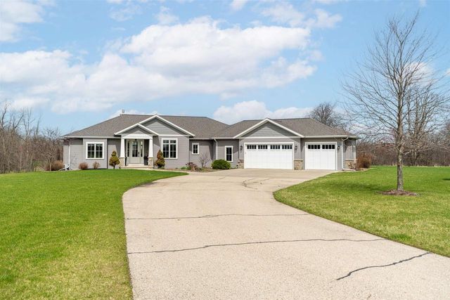 W3869 GARDEN DRIVE, Eden, WI 53019