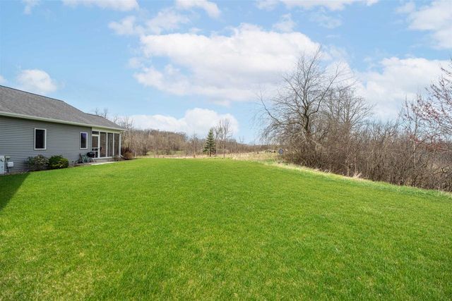 W3869 GARDEN DRIVE, Eden, WI 53019