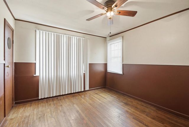 12 E PEEBLES RD, Memphis, TN 38109