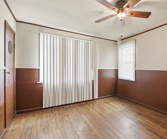 12 E PEEBLES RD, Memphis, TN 38109