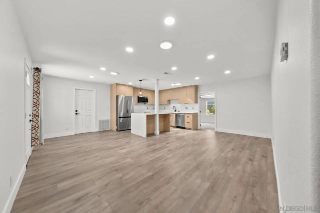 801 Broadview St, Spring Valley, CA 91977