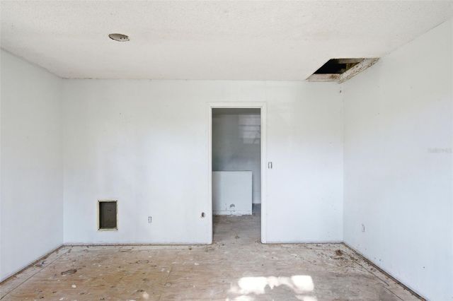 2805 NE 24TH COURT, Ocala, FL 34470