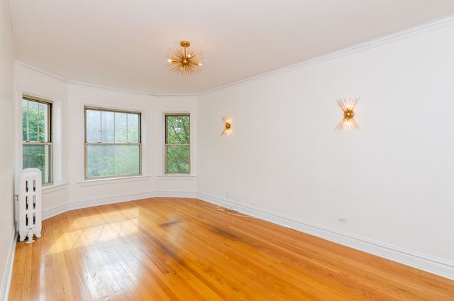 407 S East Avenue 2, Oak Park, IL 60302