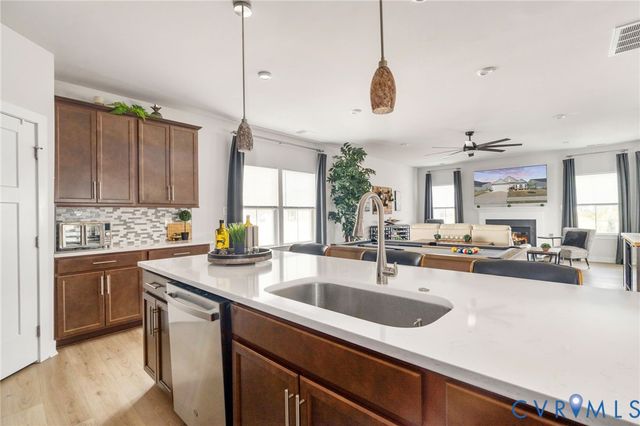 7683 Autumn Leaves Ln, New Kent, VA 23124