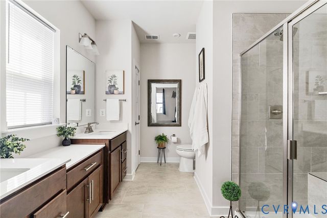 7683 Autumn Leaves Ln, New Kent, VA 23124