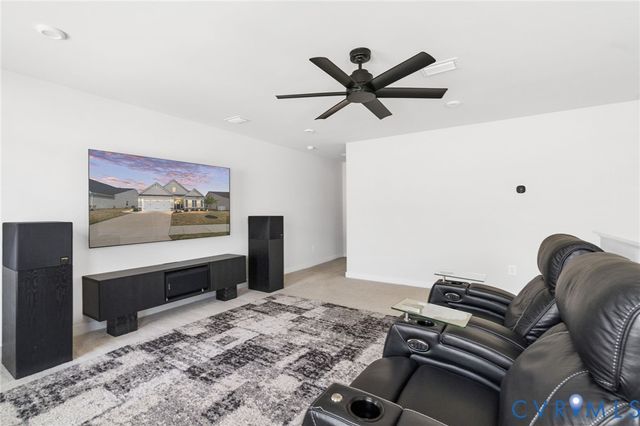 7683 Autumn Leaves Ln, New Kent, VA 23124