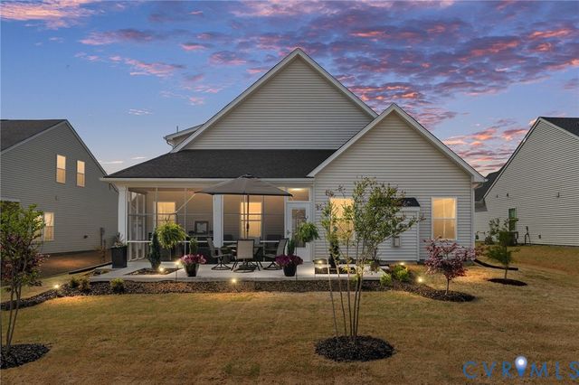 7683 Autumn Leaves Ln, New Kent, VA 23124