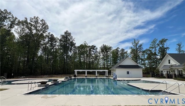 7683 Autumn Leaves Ln, New Kent, VA 23124