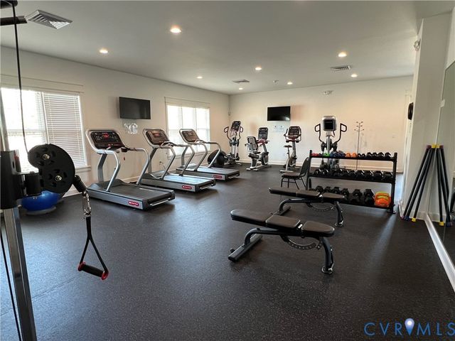 7683 Autumn Leaves Ln, New Kent, VA 23124
