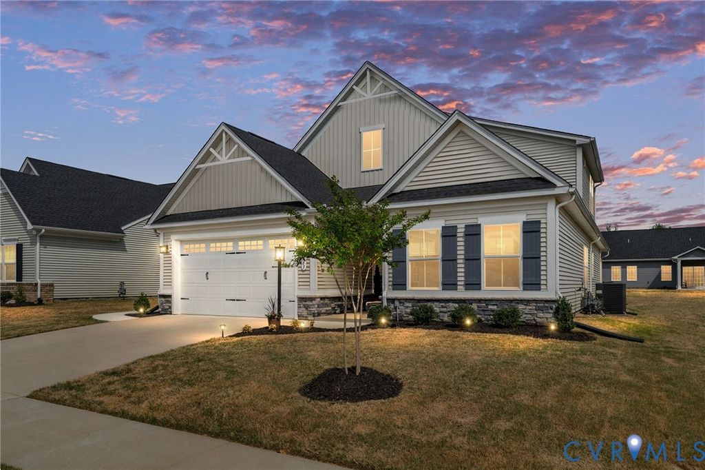 7683 Autumn Leaves Ln, New Kent, VA 23124
