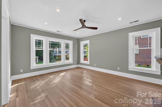 217 Norwood Street SW, Lenoir, NC 28645