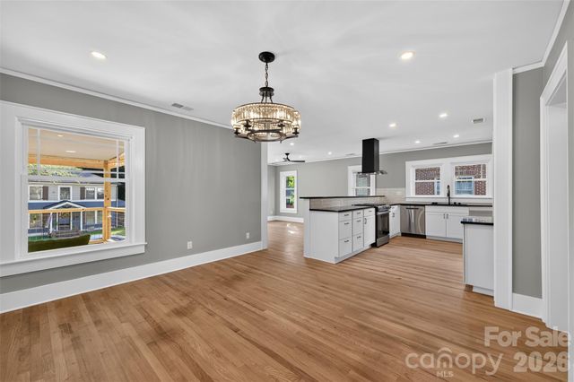 217 Norwood Street SW, Lenoir, NC 28645
