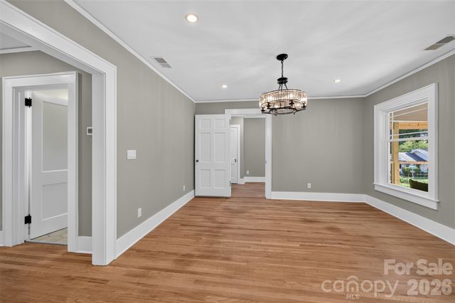 217 Norwood Street SW, Lenoir, NC 28645