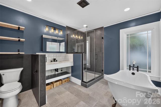 217 Norwood Street SW, Lenoir, NC 28645