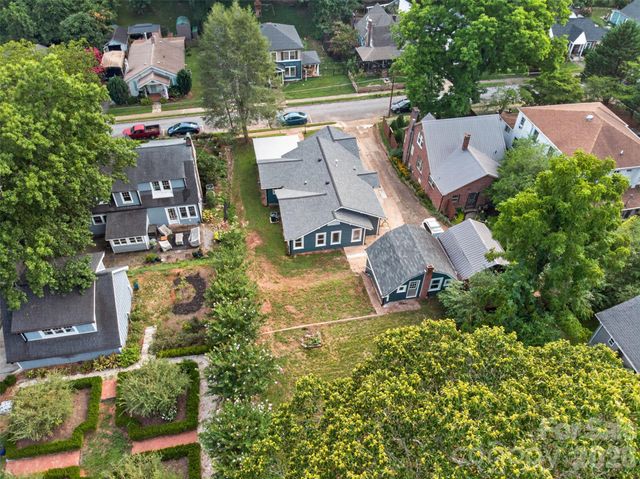 217 Norwood Street SW, Lenoir, NC 28645
