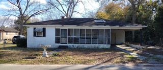 1017 Harlin Street, Elloree, SC 29047