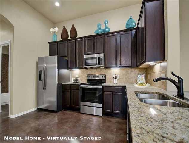 265 Joanne LOOP A, Buda, TX 78610