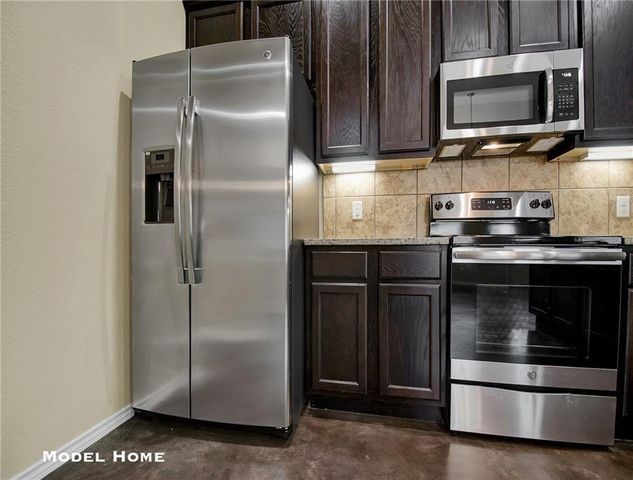 265 Joanne LOOP A, Buda, TX 78610