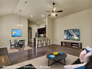 265 Joanne LOOP A, Buda, TX 78610