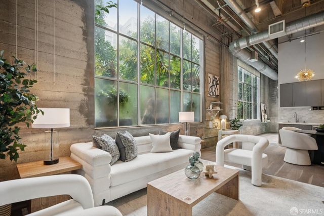 73 Sumner Street 101, San Francisco, CA 94103
