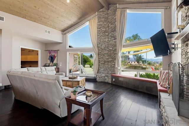 3019 Calle Allejandro, Jamul, CA 91935