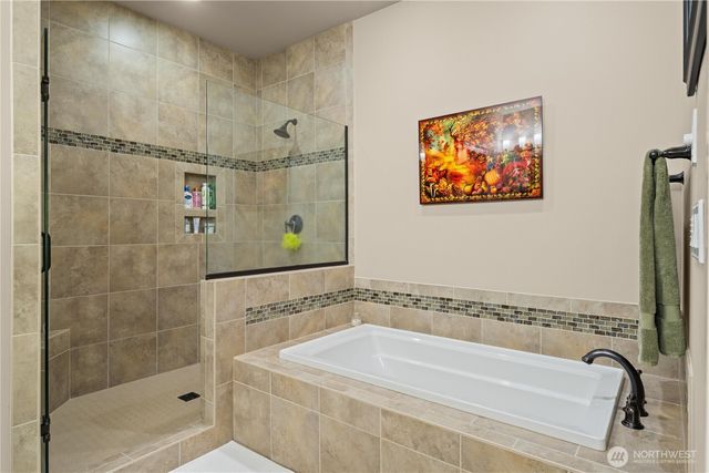 11226 Greystone Drive SW, Lakewood, WA 98499