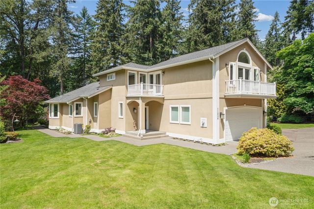11226 Greystone Drive SW, Lakewood, WA 98499