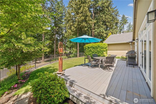 11226 Greystone Drive SW, Lakewood, WA 98499
