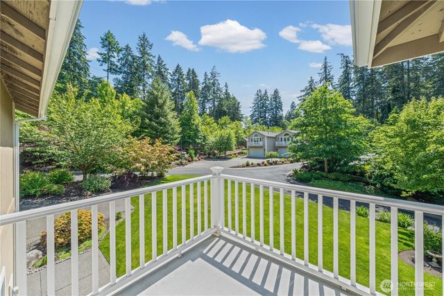 11226 Greystone Drive SW, Lakewood, WA 98499