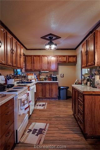 23 Casper Place, Hilltop Lakes, TX 77871