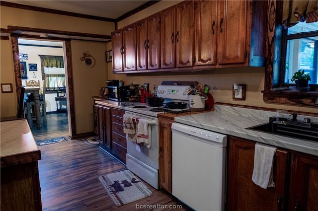 23 Casper Place, Hilltop Lakes, TX 77871