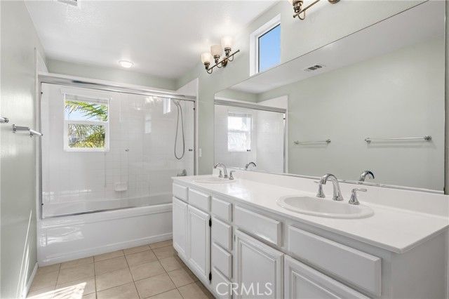 25 Amy Way, Ladera Ranch, CA 92694