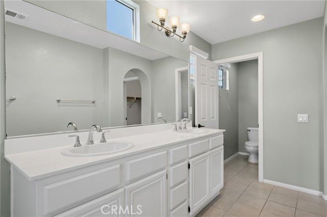 25 Amy Way, Ladera Ranch, CA 92694