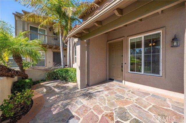 25 Amy Way, Ladera Ranch, CA 92694