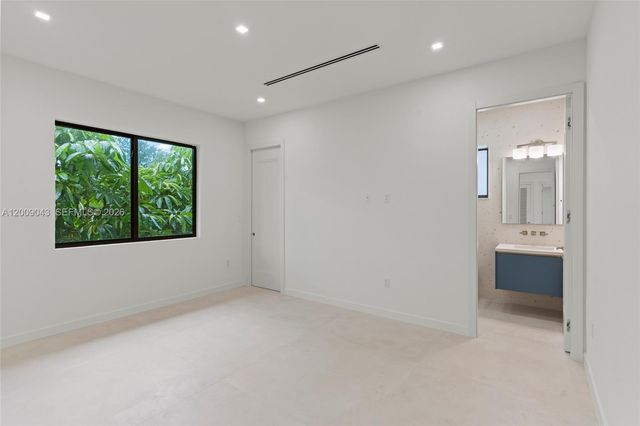 730 Zamora Ave, Coral Gables, FL 33134