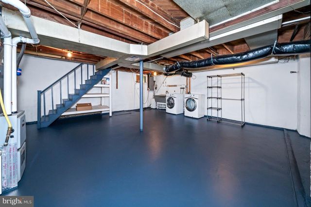 809 WOODSDALE RD, Wilmington, DE 19809