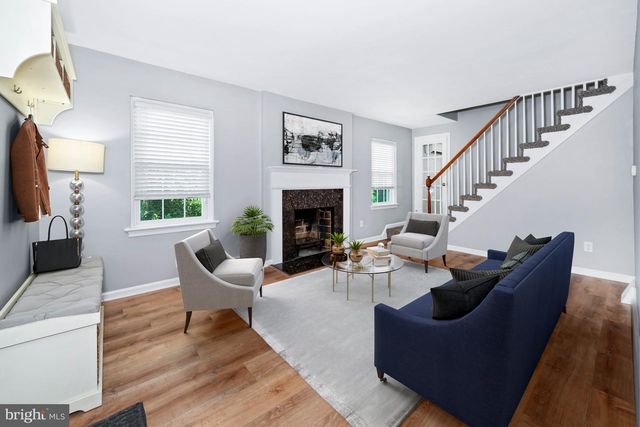 809 WOODSDALE RD, Wilmington, DE 19809