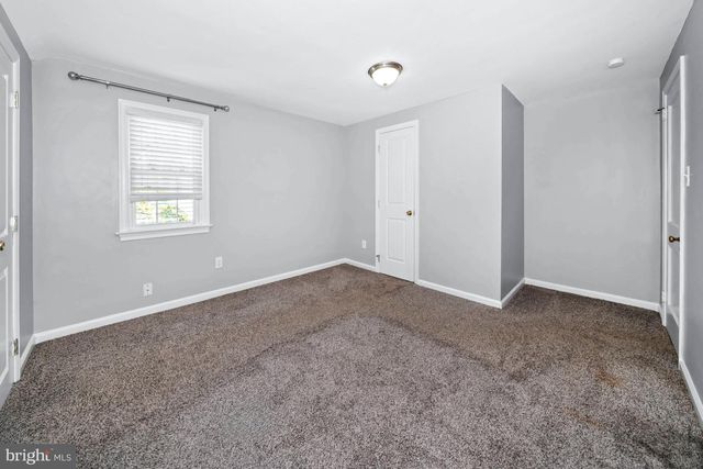 809 WOODSDALE RD, Wilmington, DE 19809