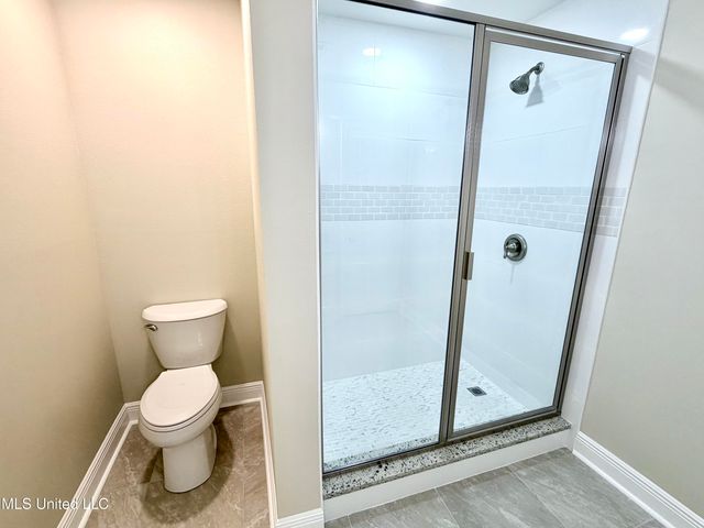 9217 Seahorse Avenue, Ocean Springs, MS 39564