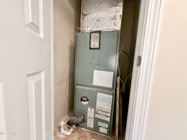 9217 Seahorse Avenue, Ocean Springs, MS 39564