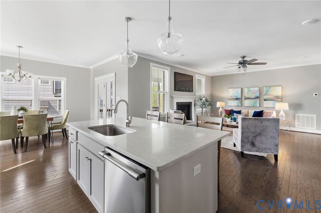 15100 Litton Dr, Midlothian, VA 23112