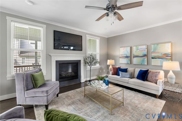15100 Litton Dr, Midlothian, VA 23112