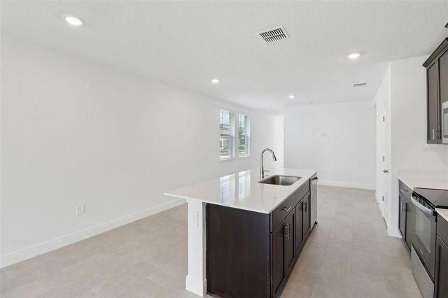 803 SUNSHOWER DRIVE, Lady Lake, FL 32159