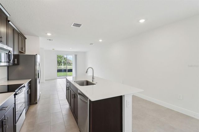 803 SUNSHOWER DRIVE, Lady Lake, FL 32159